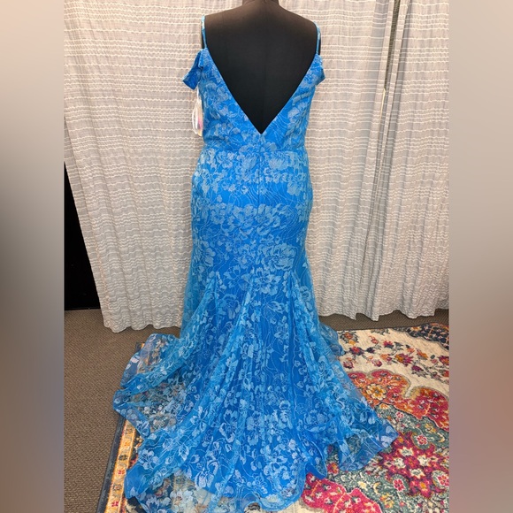 Elegant Bright Blue Floral Women's Dress - Picture 3 of 3